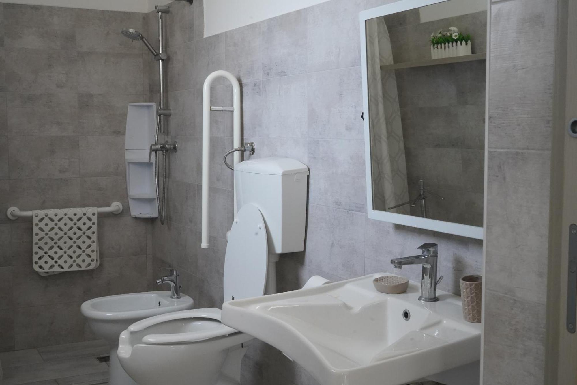 Villa Leonardo San Foca - Room, Pool & Restaurant Luaran gambar