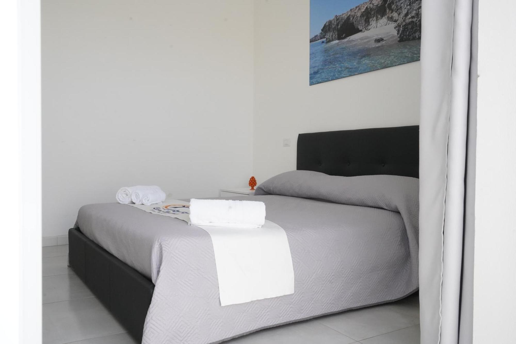Villa Leonardo San Foca - Room, Pool & Restaurant Luaran gambar